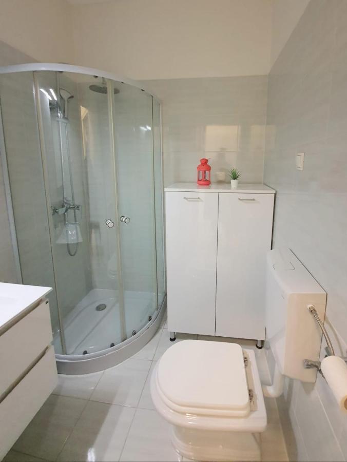 Studio Ibler Zagreb Luaran gambar
