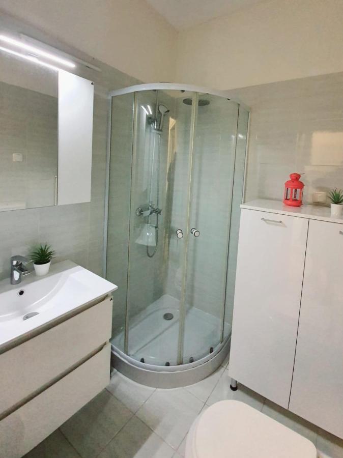 Studio Ibler Zagreb Luaran gambar